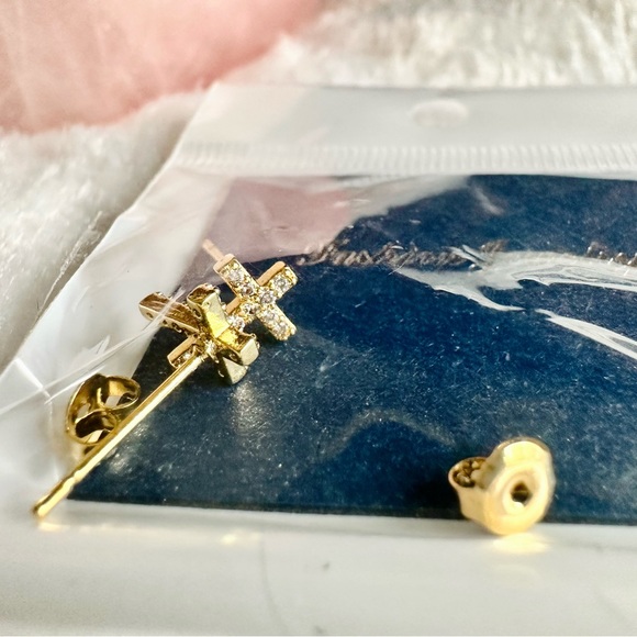 14K Gold Plated CZ Inlay Christian Cross Small Stud Earrings Baby Girl Women New - Picture 6 of 14